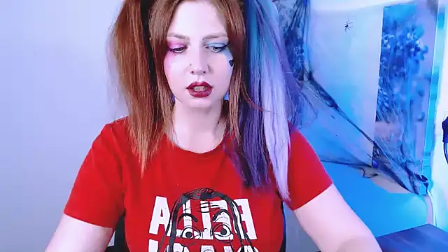 Lizzy Love online show from 10-31-25, 12:02