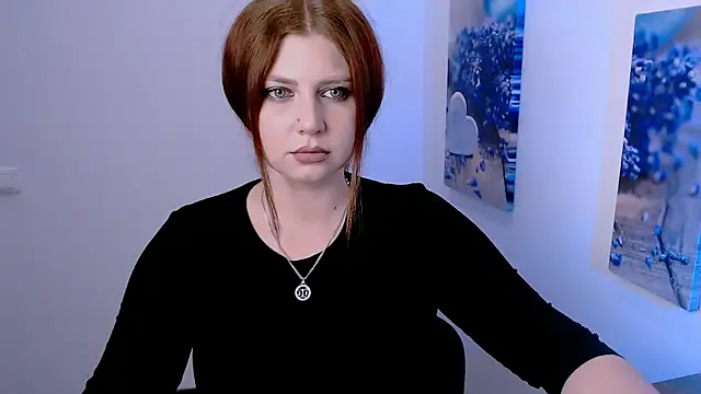 Lizzy Love online show from 11-07-25, 11:48