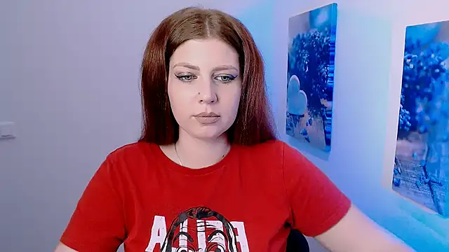 Lizzy Love online show from 11-12-25, 01:26