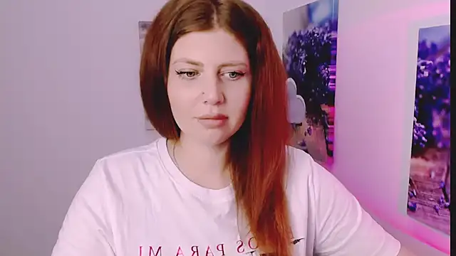 Lizzy Love online show from 11-28-25, 01:44