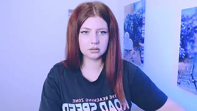 Lizzy Love online show from 10-25-25, 06:52