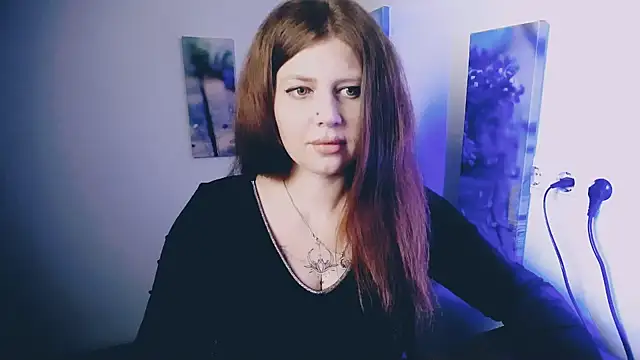 Lizzy Love online show from 04-16-26, 06:52