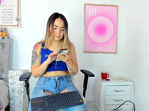 cindy love2 online show from 12-04-25, 02:05