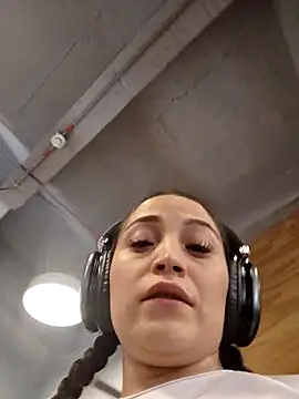 cindy love2 online show from 04-22-26, 04:36