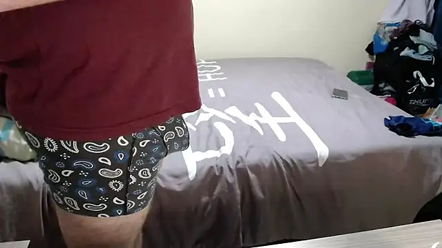 CrazyFrench2 online show from 02-13-25, 07:31