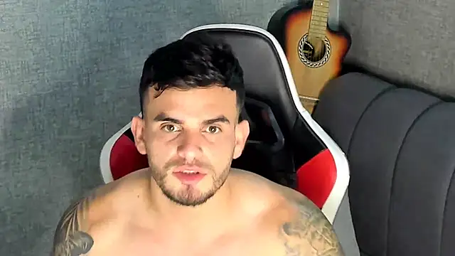 Ricardogo19 online show from 11-15-25, 03:10