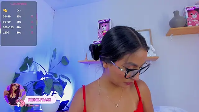 emily bank online show from 09-30-25, 07:42