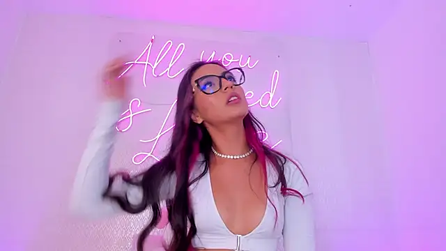 emily bank online show from 09-22-25, 08:04