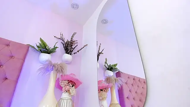 emily bank online show from 03-22-25, 11:20