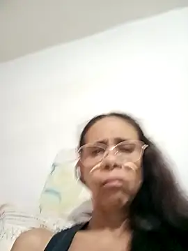 JuanitaDelMar online show from 11-21-25, 01:59