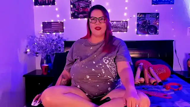 Snapshot of Rebecagiraut chatting on 03-13-25, 02:49 Rebecagiraut online show from 03-13-25, 02:49