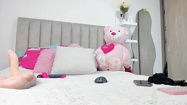 Queen Antonella Oficial online show from 03-21-26, 10:35