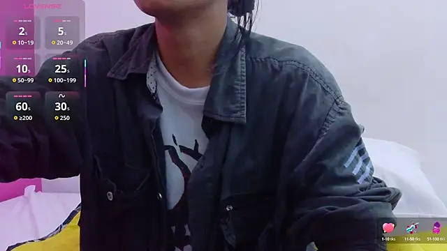 yourcuteneighbourr online show from 10-17-25, 02:59