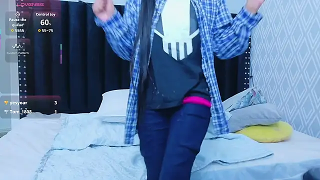 yourcuteneighbourr online show from 11-27-25, 02:56