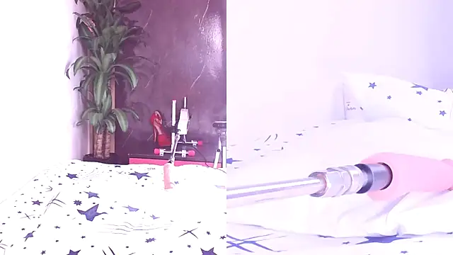 Sophia Lovers01 online show from 12-17-25, 11:15