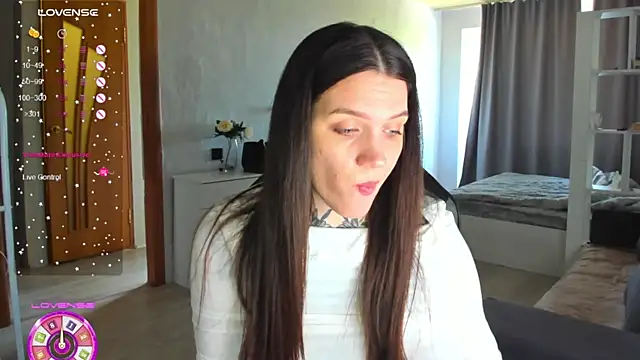 Snapshot of AizaRose chatting on 05-07-26, 08:17 AizaRose online show from 05-07-26, 08:17