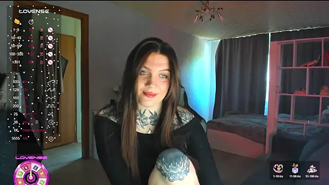 Snapshot of AizaRose chatting on 05-13-26, 07:26 AizaRose online show from 05-13-26, 07:26