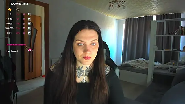 AizaRose online show from 04-17-26, 07:11