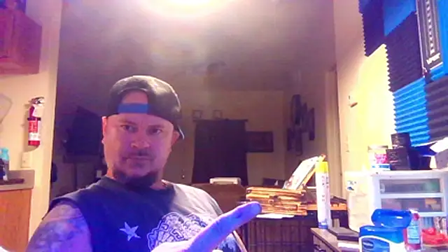 Snapshot of Tyrish361 chatting on 10-18-25, 11:23 Tyrish361 online show from 10-18-25, 11:23