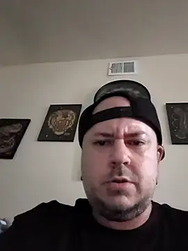 Snapshot of Tyrish361 chatting on 10-31-25, 11:44 Tyrish361 online show from 10-31-25, 11:44