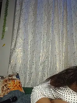 Snapshot of C-yoyo chatting on 06-19-26, 09:09 C-yoyo online show from 06-19-26, 09:09
