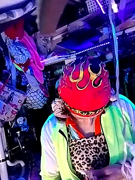 gurlnips online show from 03-20-26, 01:50