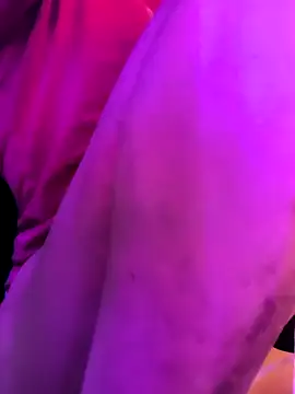 gurlnips online show from 04-08-26, 09:16