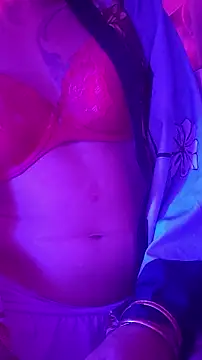 gurlnips online show from 10-17-25, 11:23