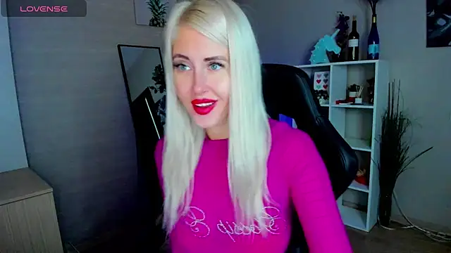 Snapshot of Mermaid_N chatting on 10-02-25, 01:31 Mermaid N online show from 10-02-25, 01:31