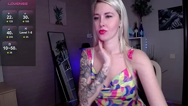Snapshot of Mermaid_N chatting on 03-17-25, 01:46 Mermaid N online show from 03-17-25, 01:46