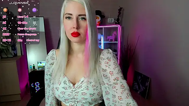 Snapshot of Mermaid_N chatting on 04-06-26, 01:34 Mermaid N online show from 04-06-26, 01:34