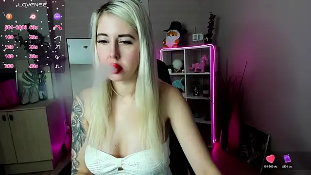 Snapshot of Mermaid_N chatting on 03-24-26, 01:38 Mermaid N online show from 03-24-26, 01:38