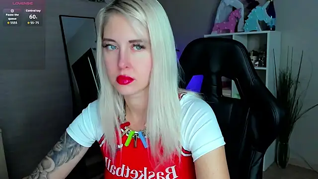 Mermaid N online show from 11-20-25, 01:39