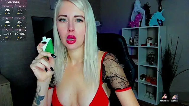 Mermaid N online show from 12-17-25, 02:27