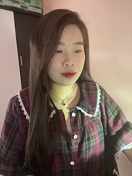 Snapshot of Bae1103 chatting on 03-17-26, 08:06 Bae1103 online show from 03-17-26, 08:06