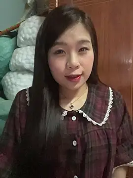 Snapshot of Bae1103 chatting on 02-20-26, 04:31 Bae1103 online show from 02-20-26, 04:31