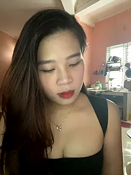 Snapshot of Bae1103 chatting on 10-06-25, 07:20 Bae1103 online show from 10-06-25, 07:20