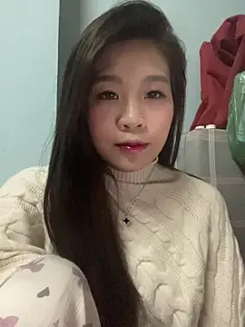 Snapshot of Bae1103 chatting on 02-13-26, 04:29 Bae1103 online show from 02-13-26, 04:29