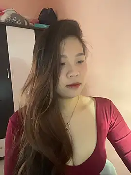 Snapshot of Bae1103 chatting on 01-16-26, 03:10 Bae1103 online show from 01-16-26, 03:10