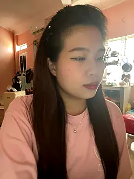 Snapshot of Bae1103 chatting on 10-08-25, 07:21 Bae1103 online show from 10-08-25, 07:21