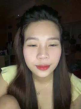 Snapshot of Bae1103 chatting on 10-10-25, 07:04 Bae1103 online show from 10-10-25, 07:04