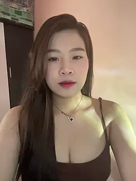 Snapshot of Bae1103 chatting on 03-27-26, 09:10 Bae1103 online show from 03-27-26, 09:10