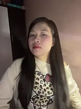 Snapshot of Bae1103 chatting on 02-02-26, 05:45 Bae1103 online show from 02-02-26, 05:45