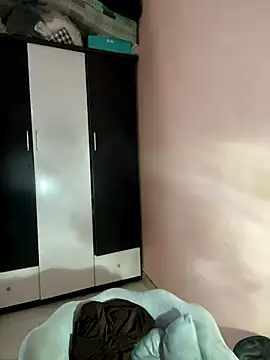 Snapshot of Bae1103 chatting on 11-30-25, 07:31 Bae1103 online show from 11-30-25, 07:31