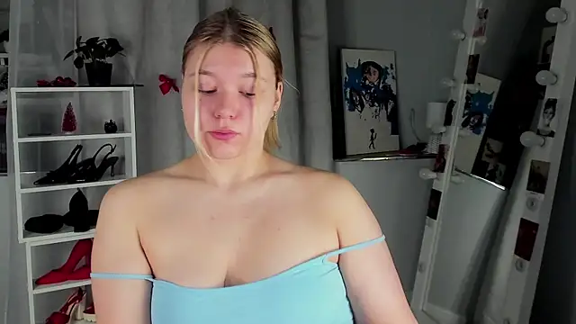 Rebecca Kelly online show from 01-09-26, 02:29