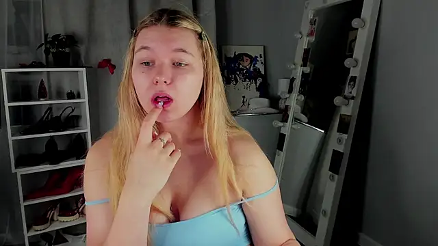 Rebecca Kelly online show from 01-13-26, 02:48