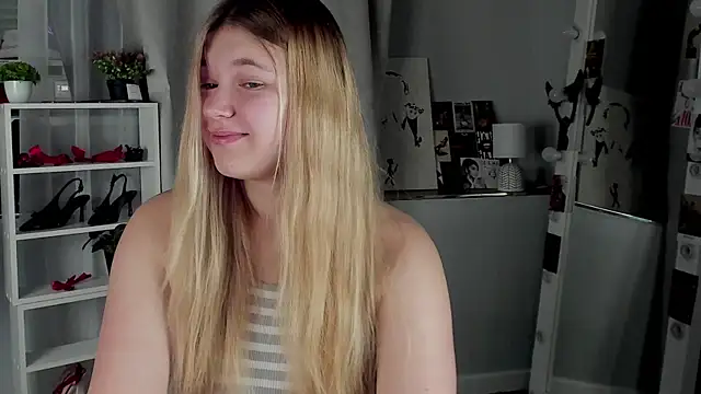 Rebecca Kelly online show from 11-05-25, 02:47