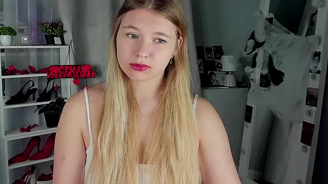 Rebecca Kelly online show from 11-01-25, 02:40