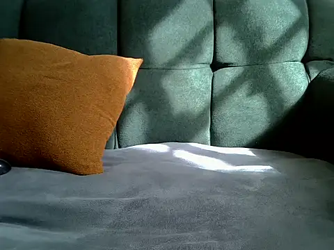 Snapshot of XOXO_NATASHALUCKY chatting on 06-01-26, 06:13 XOXO NATASHALUCKY online show from 06-01-26, 06:13