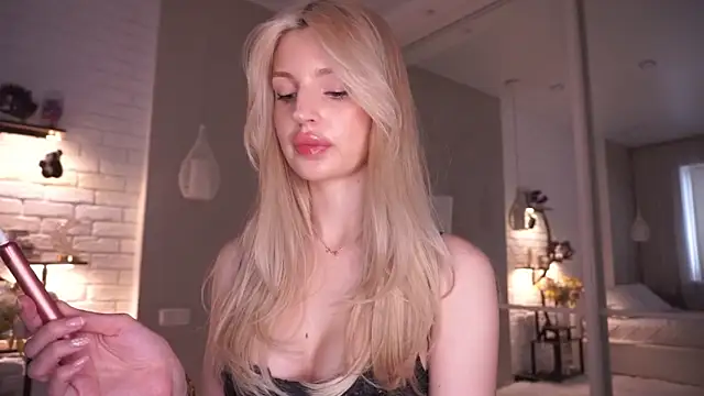 Grace Gordon online show from 04-11-26, 06:21